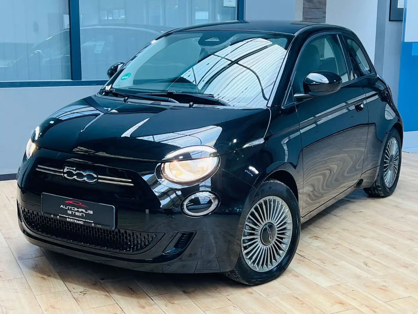 Fiat 500e 500 e Icon/Navi/Kamera/Tempomat Schwarz - 1
