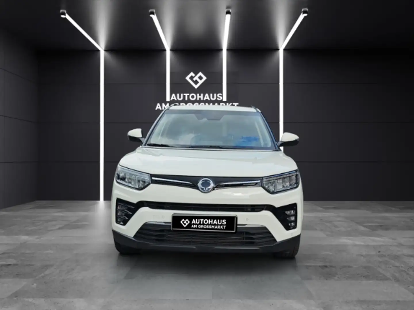SsangYong Tivoli 1.5 T-GDI Leder Navi Totwinkel Kamera SHZ Alb - 1