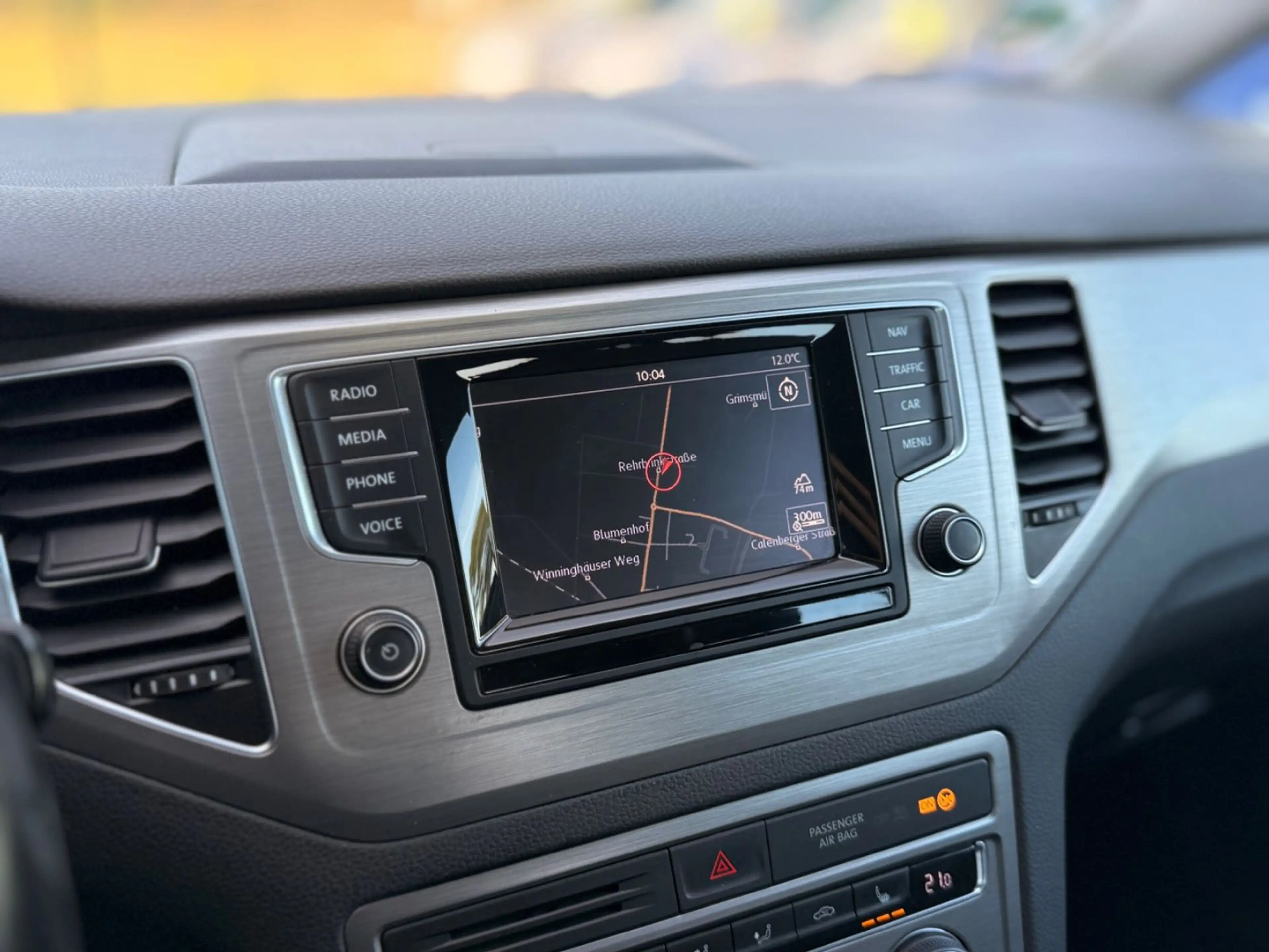 Volkswagen Golf Sportsvan VII 1.6 TDI DSG Navi AHK Xenon — photo 12