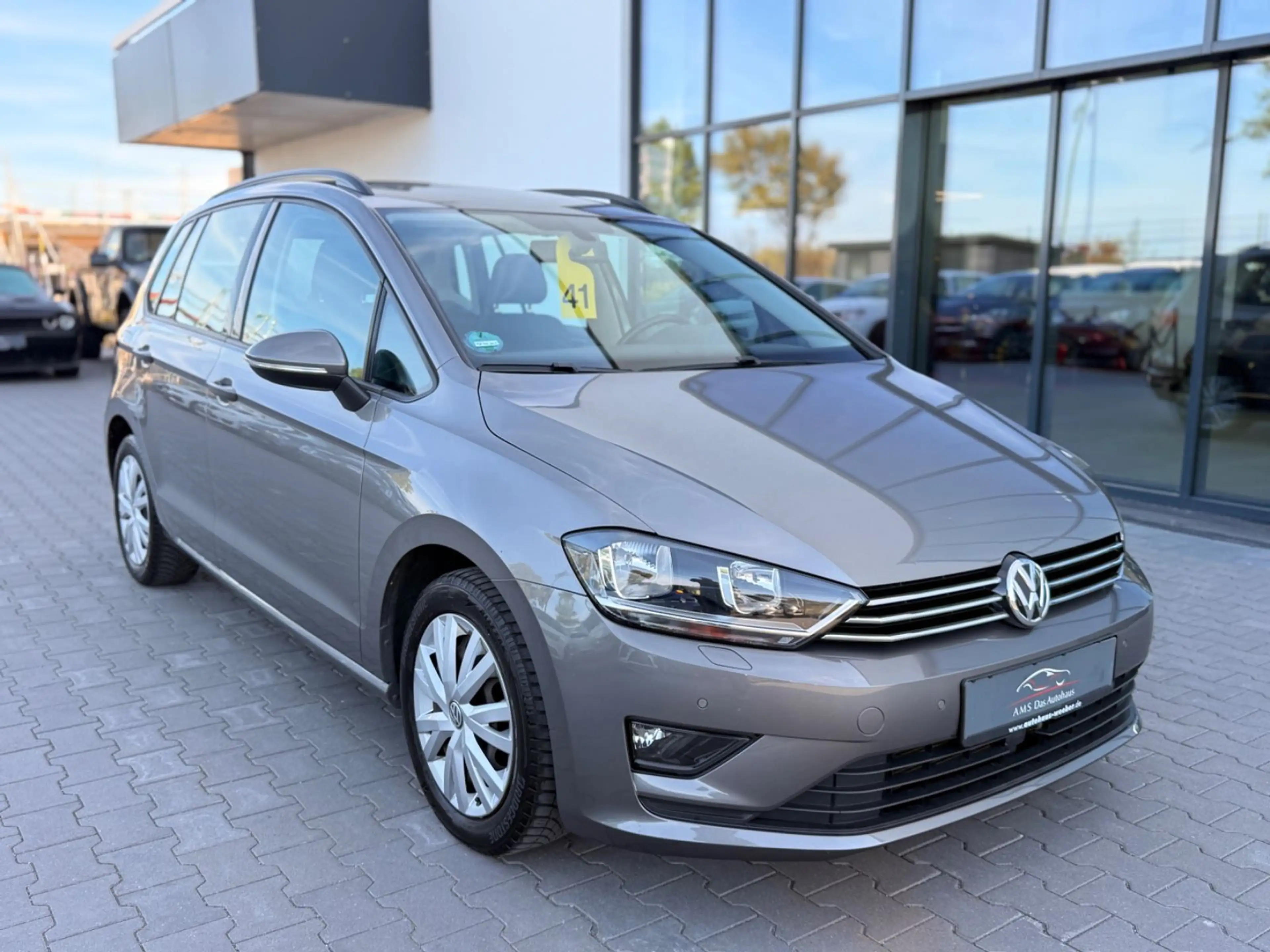 Volkswagen Golf Sportsvan VII 1.6 TDI DSG Navi AHK Xenon — photo 2