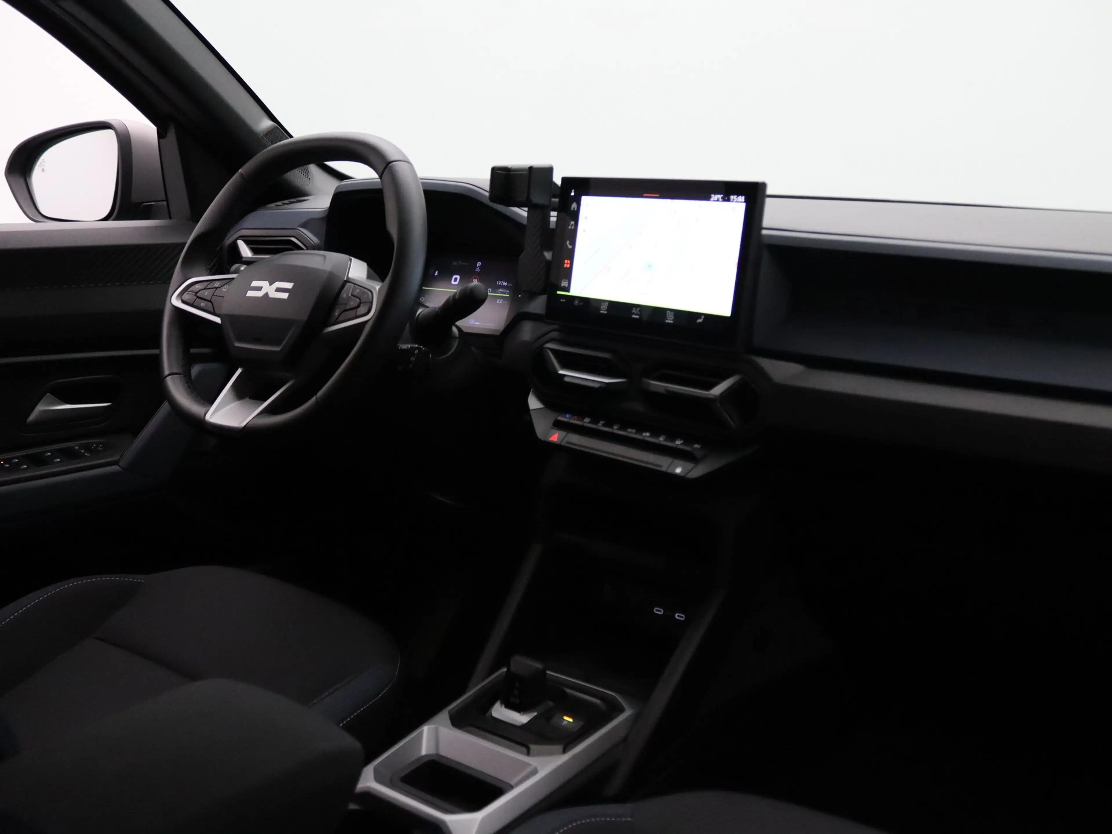 Dacia Duster 140pk Hybrid Journey Apple Carplay/Android Auto | — photo 29