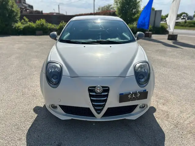 Alfa Romeo MiTo view 2