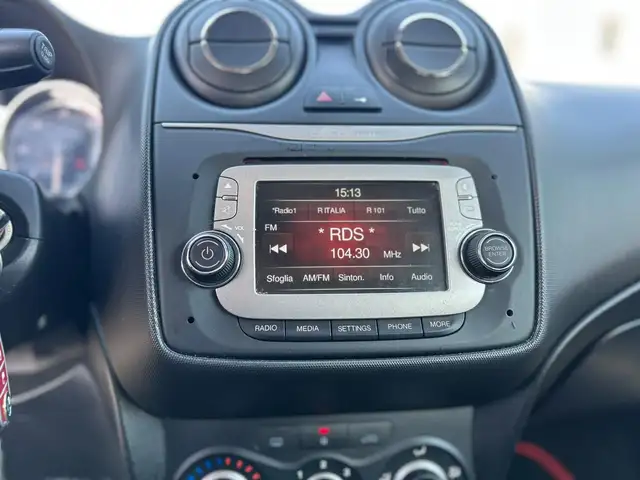 Alfa Romeo MiTo view 12