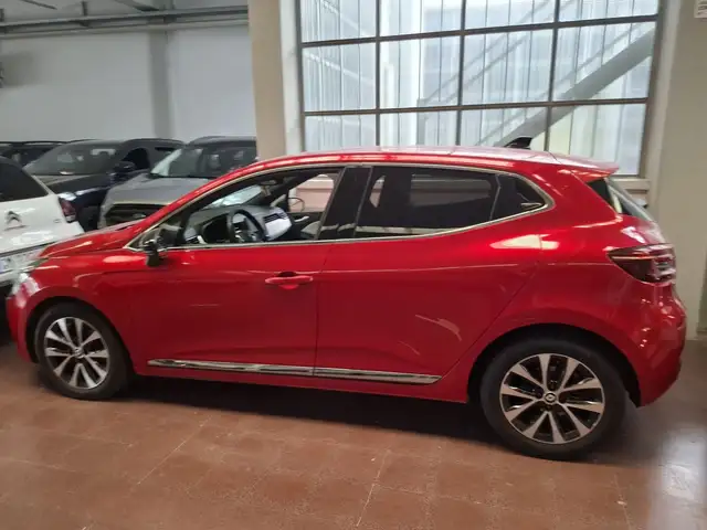 Renault Clio view 12