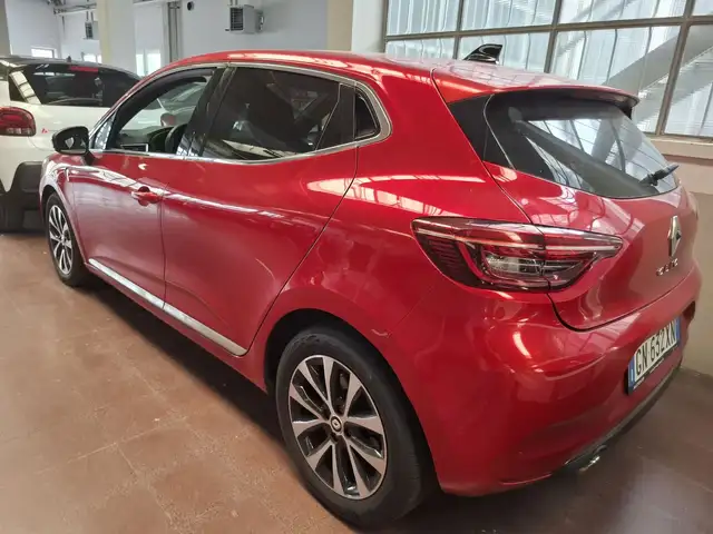 Renault Clio view 3