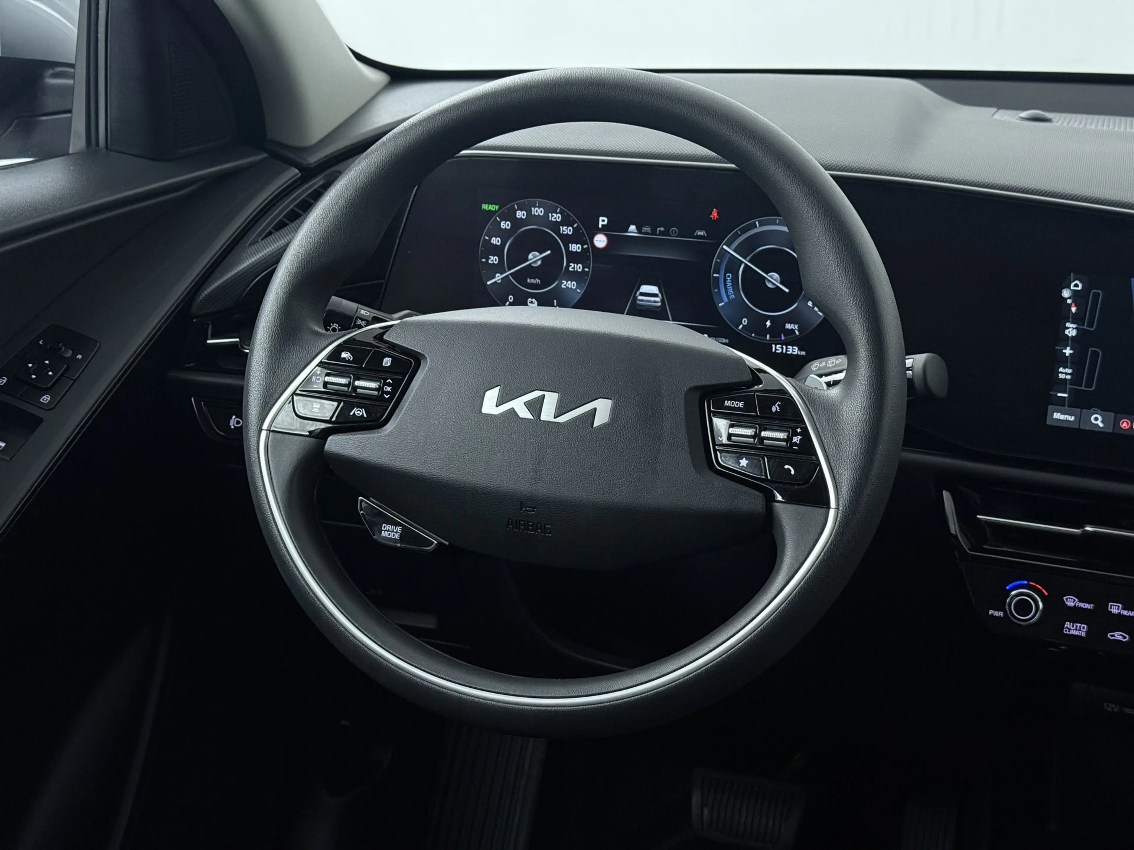 Kia e-Niro EV Light Edition 64.8 kWh | Carplay | Camera | Sen — photo 6