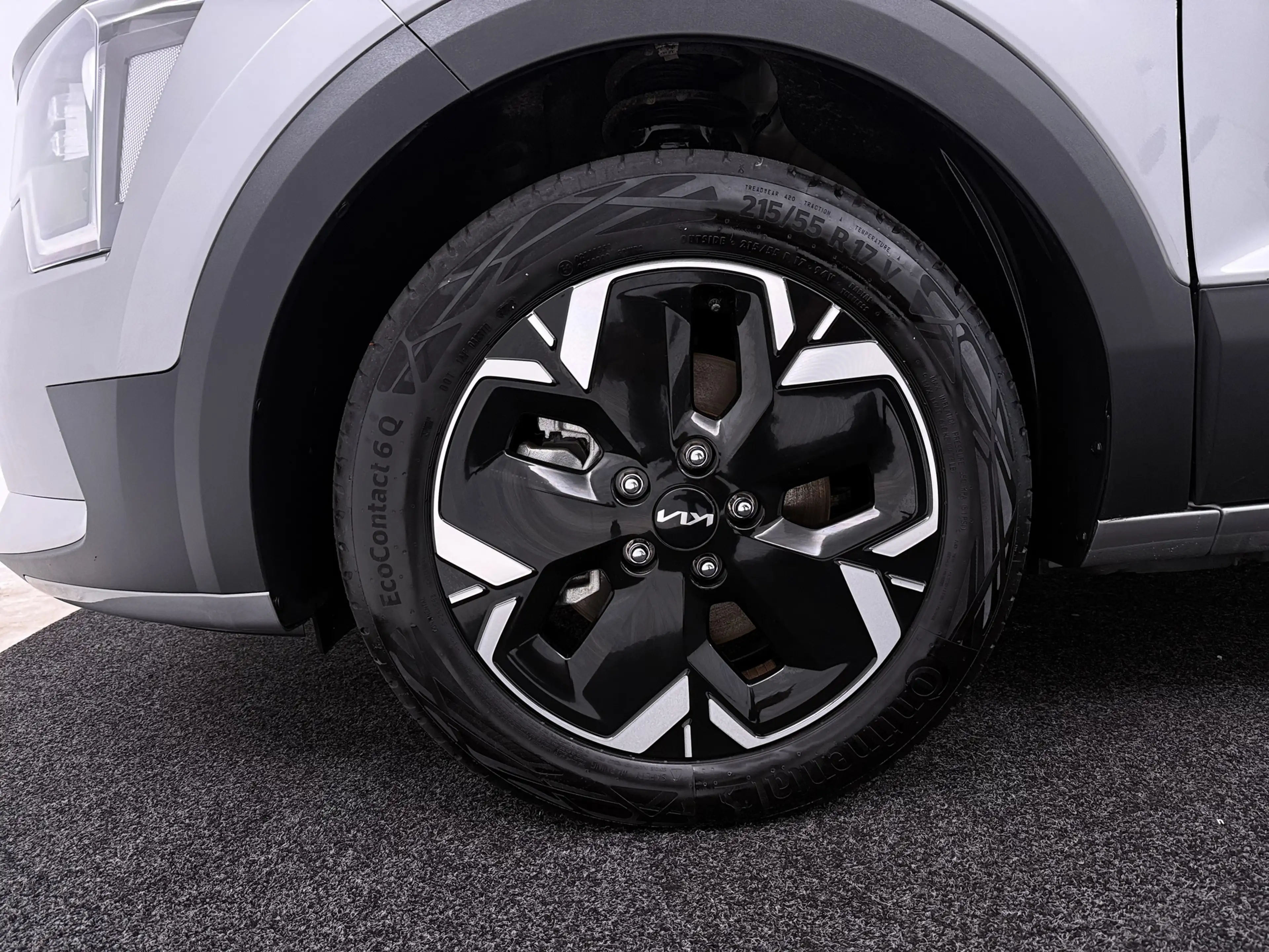 Kia e-Niro EV Light Edition 64.8 kWh | Carplay | Camera | Sen — photo 14