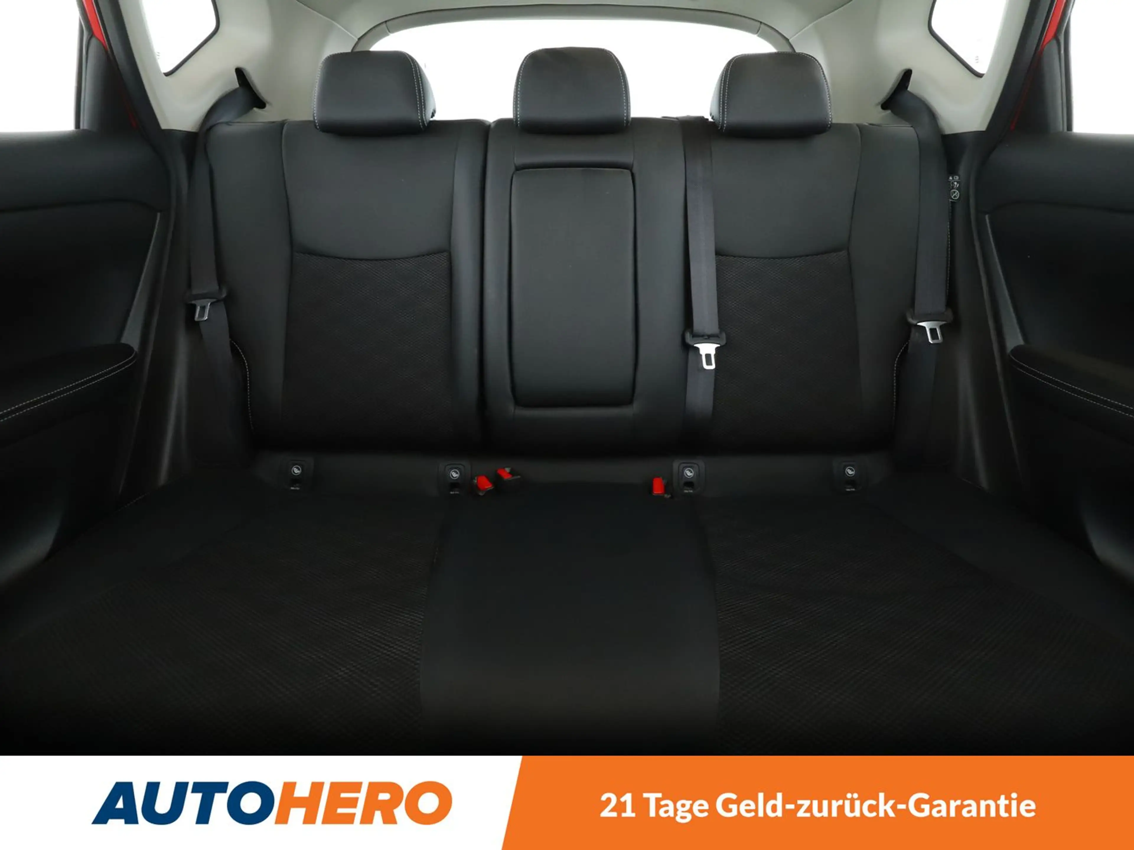 Nissan Pulsar 1.6 Turbo N-Connecta *NAVI*LED*CAM*SHZ*ALU*TEMPO* — photo 15