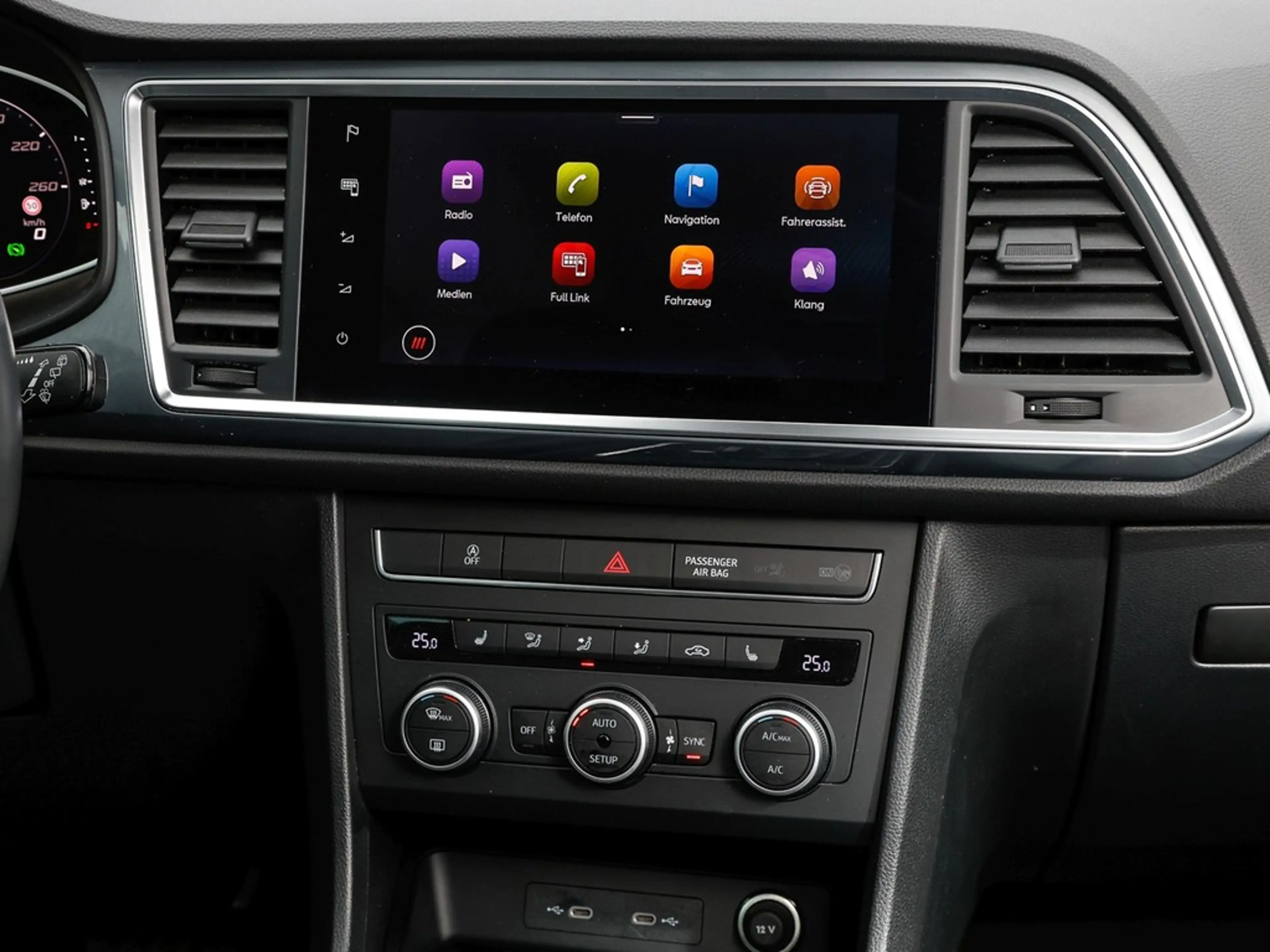 SEAT Ateca 1.5 TSI DSG Style Edition Navi/Full-Link — photo 11