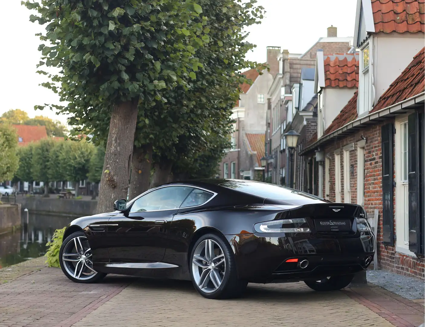 Aston Martin DB9 5.9 V12 Touchtronic | Marron Black - Collectable Braun - 2