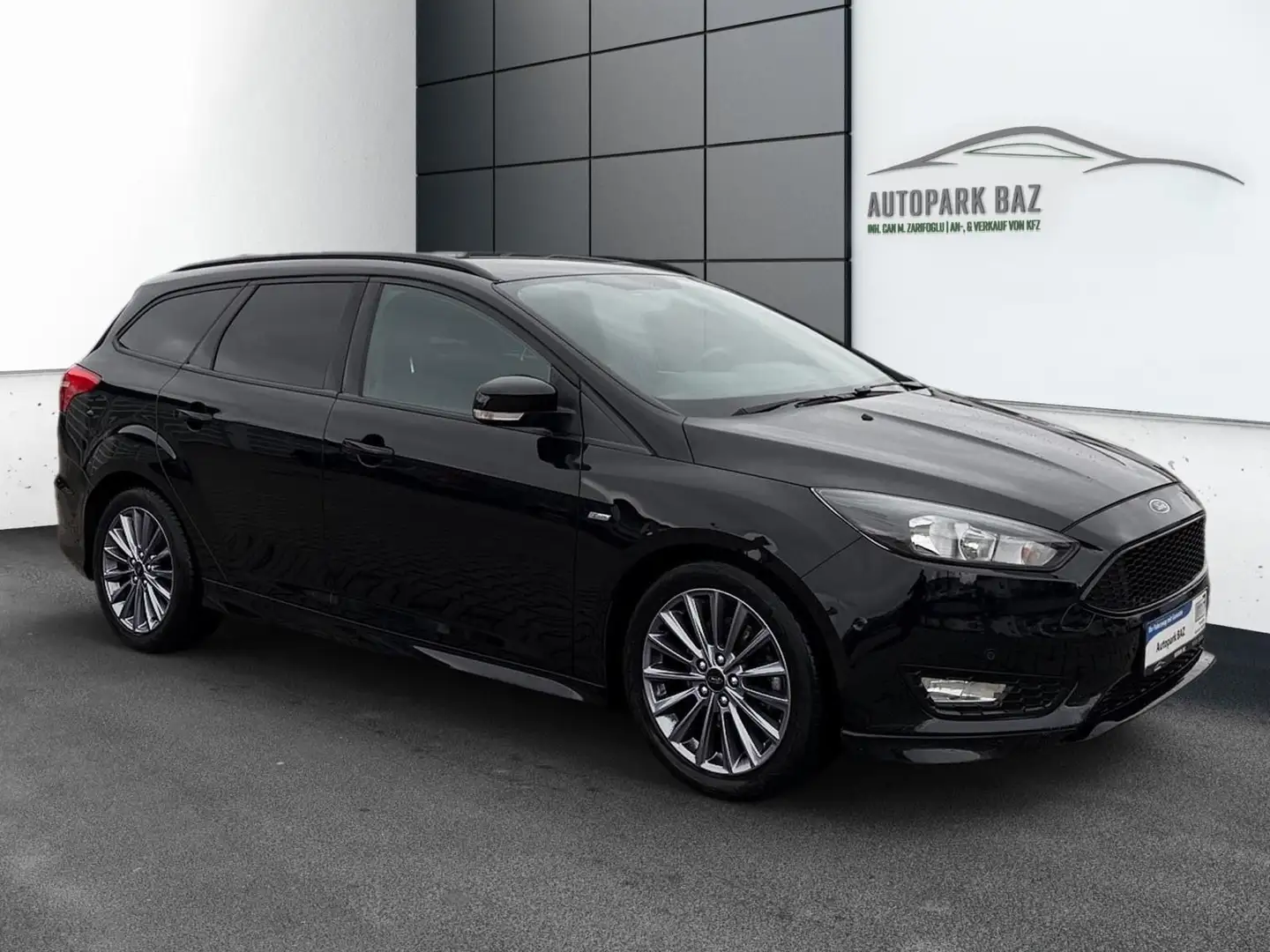 Ford Focus Turnier ST-Line AUTOMATIK *KLIM*SH*ALU*NAV Schwarz - 2