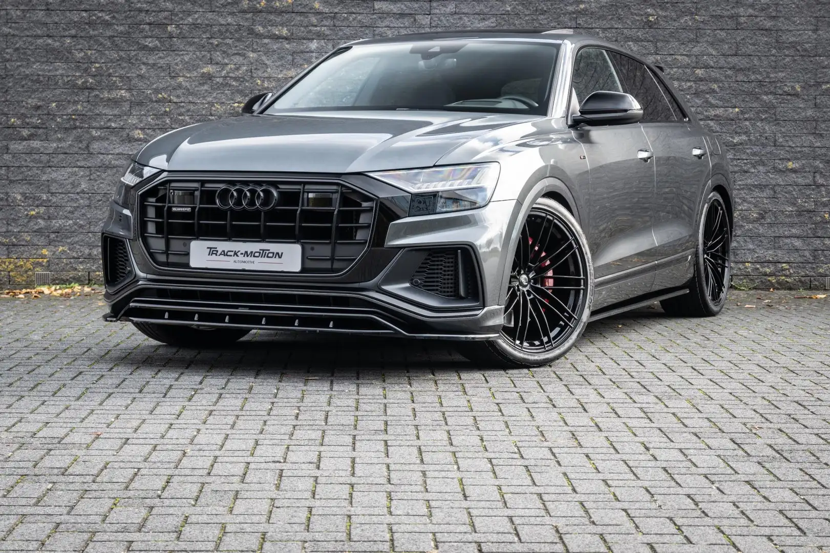 Audi Q8 60 TFSI e quattro Pro Line S Competition Gris - 2