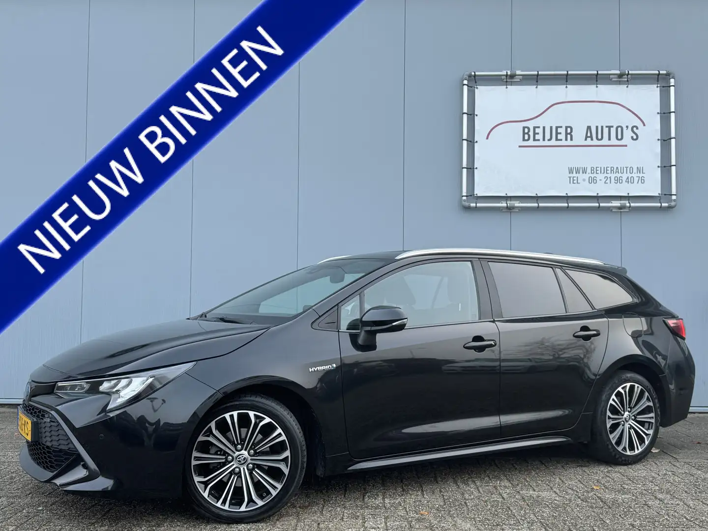 Toyota Corolla Touring Sports 1.8 Hybrid Business Plus Automaat Noir - 1
