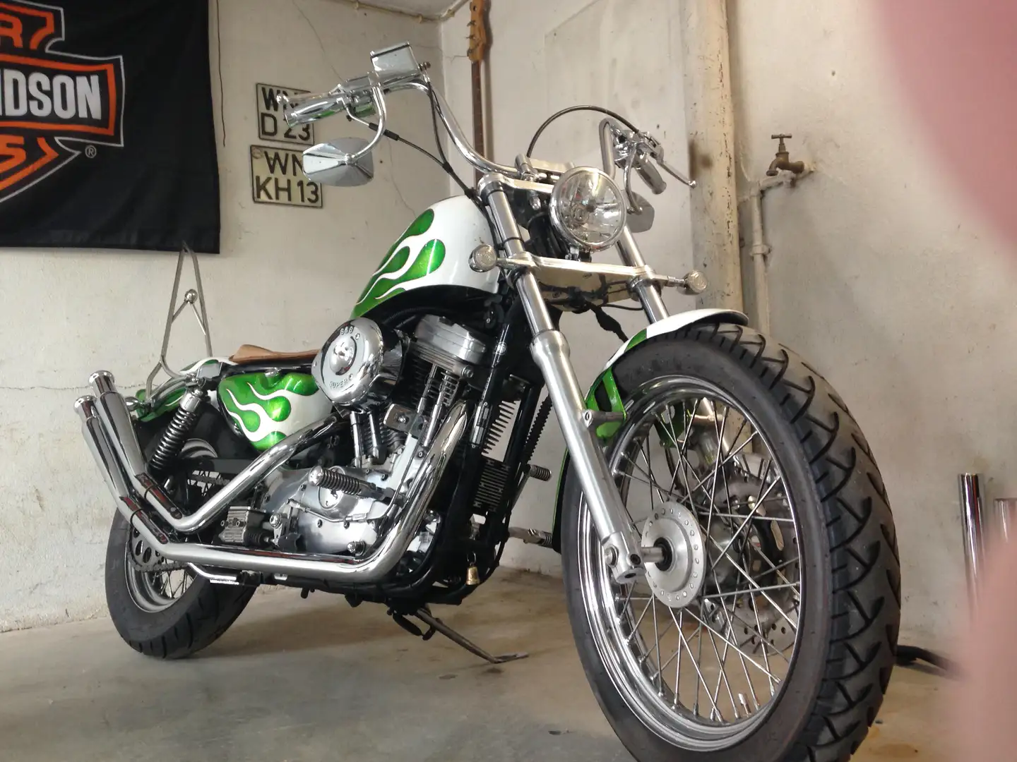 Harley-Davidson 1200 Custom zelena - 1
