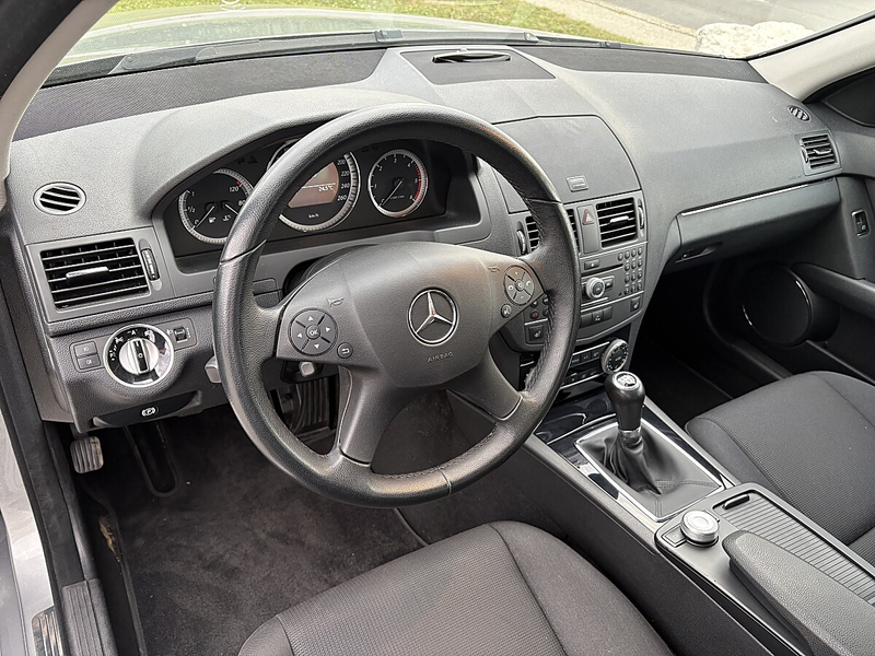 Mercedes-Benz C 220 T Classic BlueEfficiency CDI — photo 6