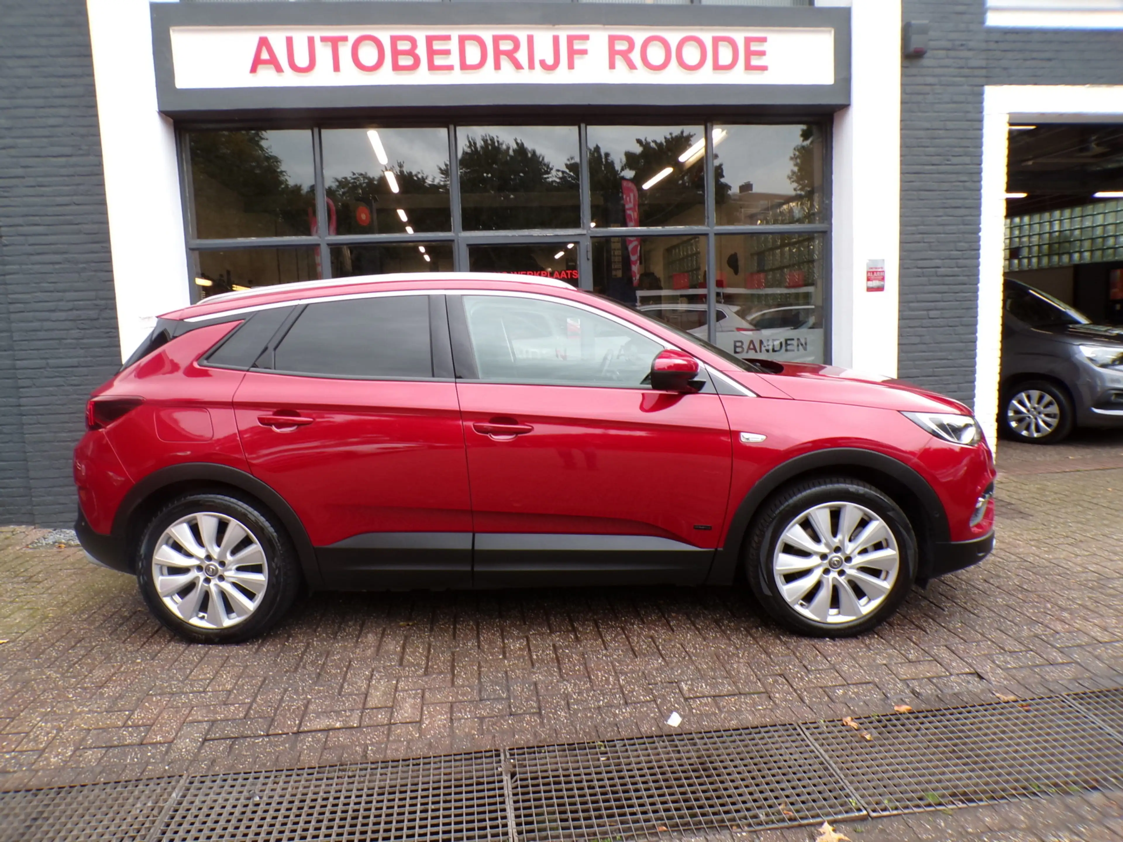 Opel Grandland X 1.6 Turbo Hybrid4 SoH 98% Ultimate TOP STAAT! ''ZO — photo 4