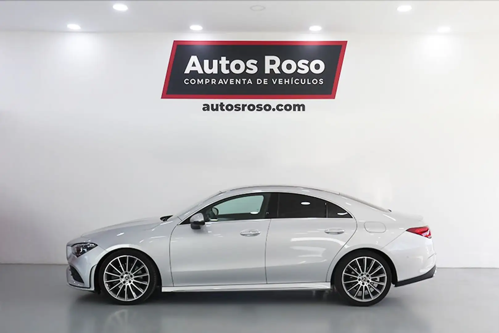 Mercedes-Benz CLA 200 Plateado - 2