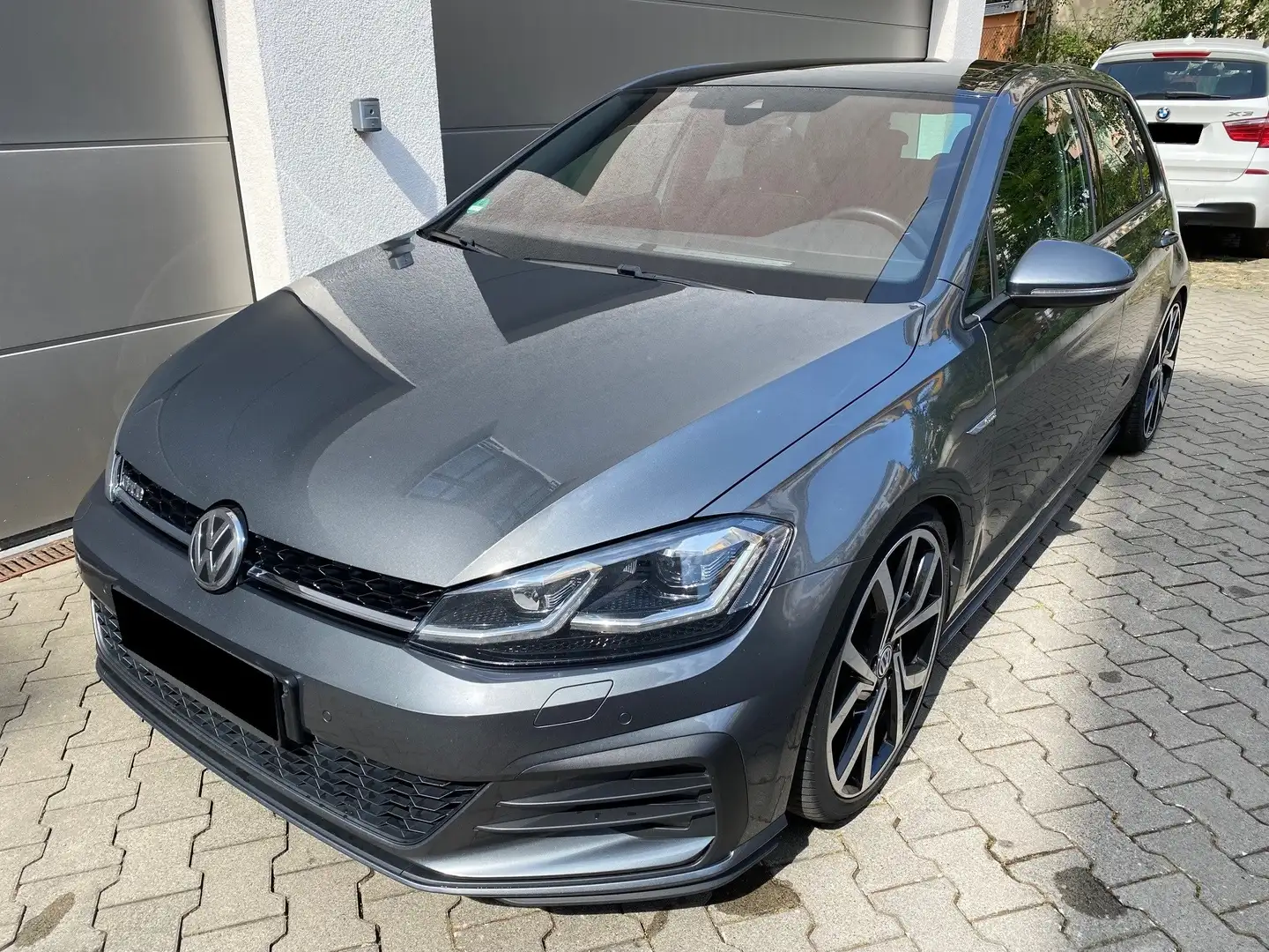 Volkswagen Golf GTD VII 7 DSG*Dynaudio*Business*Leder*Digital*19"* Grau - 1