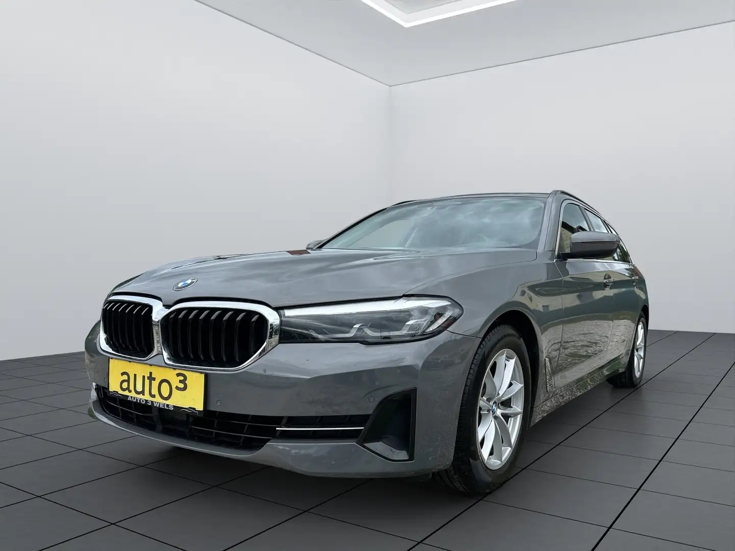 BMW 520 520d 48 V Touring xDrive Aut. Gris - 1