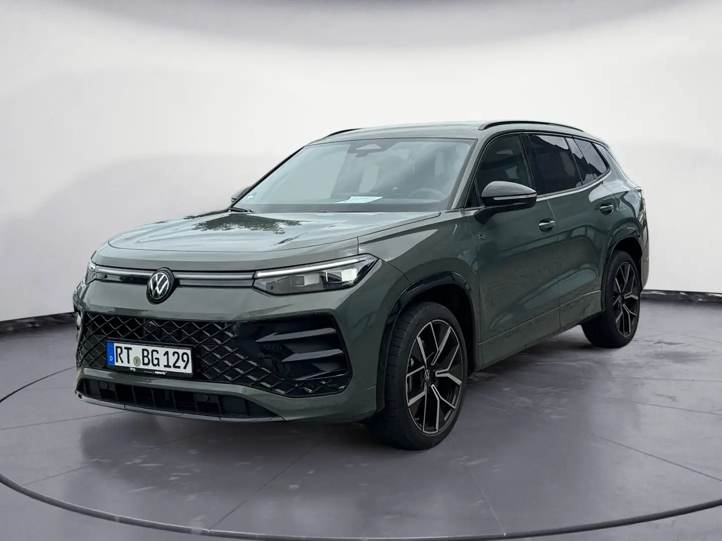 Volkswagen Tayron R-Line 2,0 l TSI OPF 4MOTION 7-Gang-Doppe Grün - 2