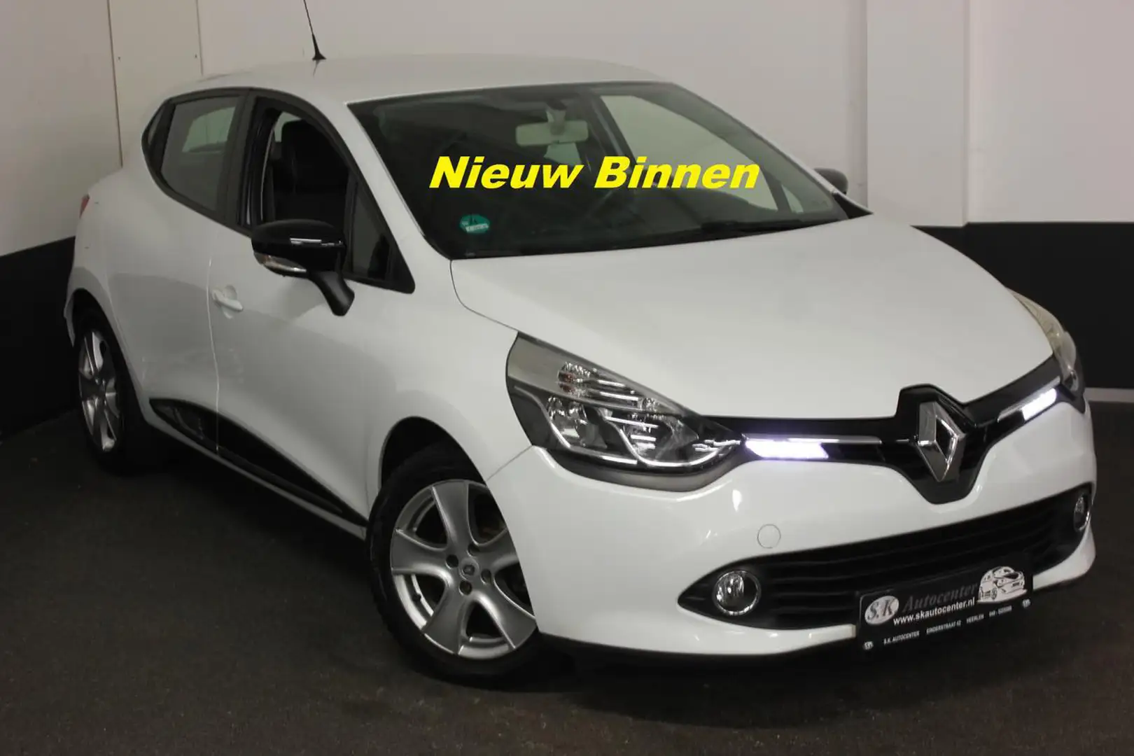 Renault Clio 0.9 TCE 90 PK WHITE EDITION DYNAMIQUE MOOI. Blanc - 1