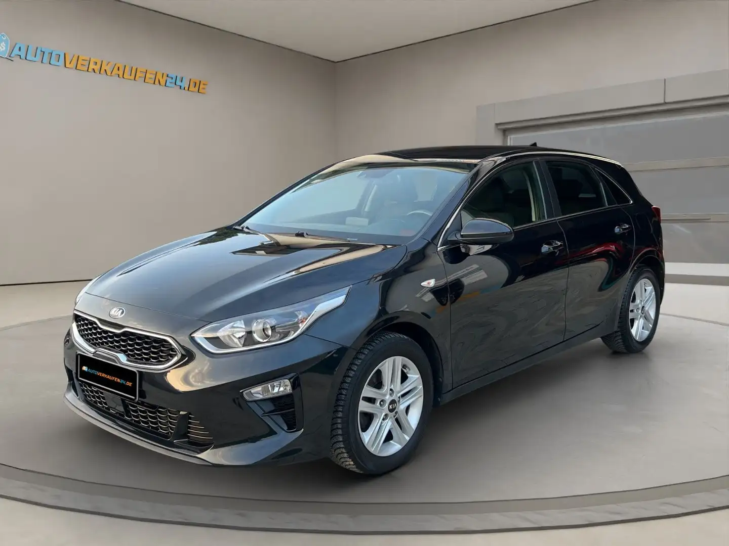 Kia Ceed / cee'd Ceed 1.4 DCT ACC NAVI CARPLAY SPURH. KAMERA Noir - 1