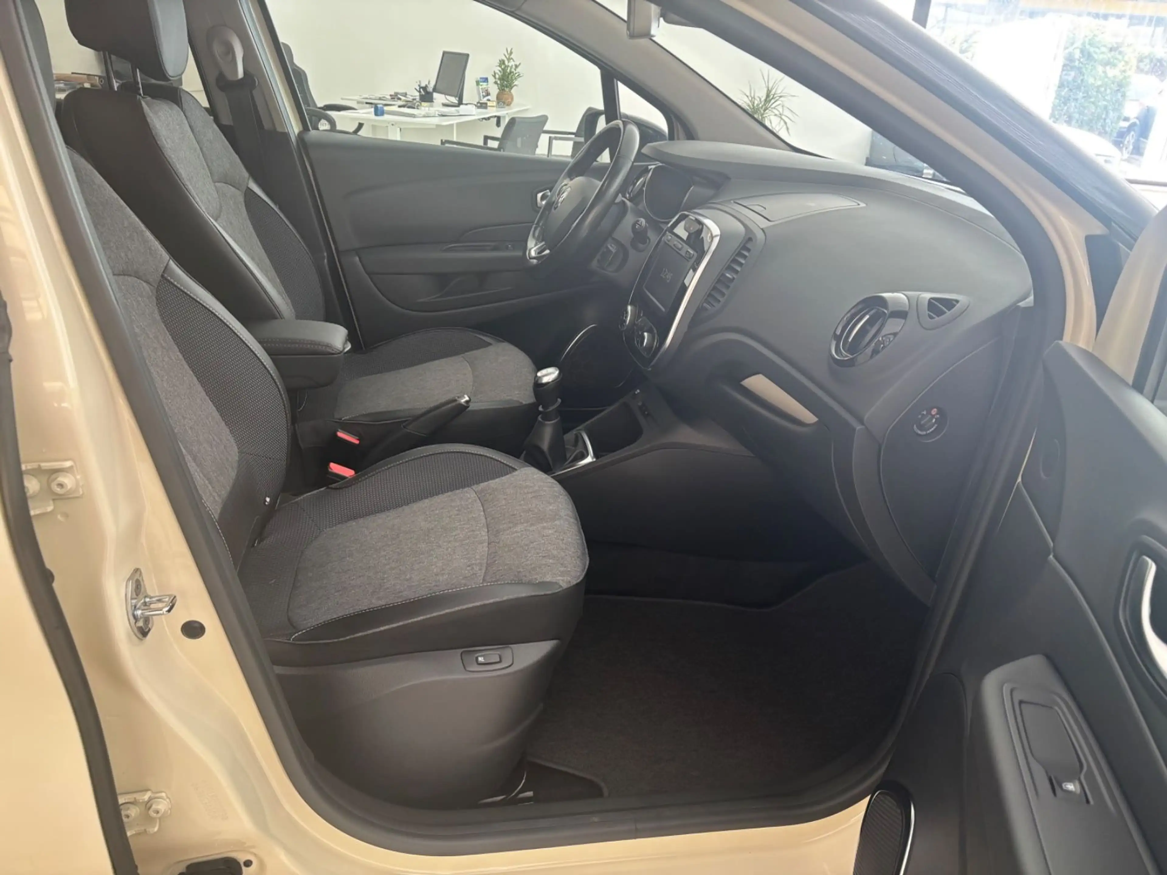Renault Captur Collection*SHZ*RFK.. — photo 10