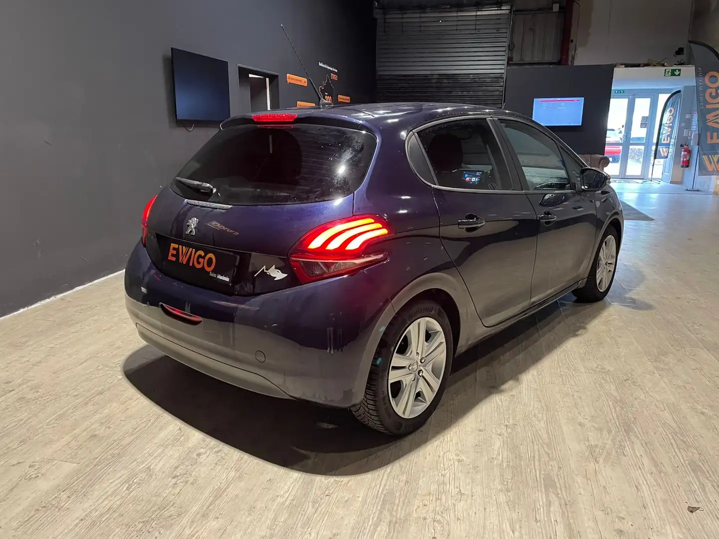 Peugeot 208 1.2 VTI 80 STYLE CAR PLAY RADAR RECULE  ENTRETIEN A JOURS - 2