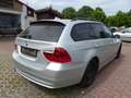 BMW 320 i Touring Autom.,Xenon,Tempo.,Sitzh.,Navi Silber - thumbnail 4
