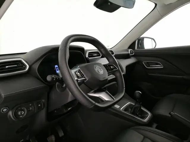 MG ZS view 11