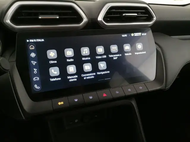 MG ZS view 19