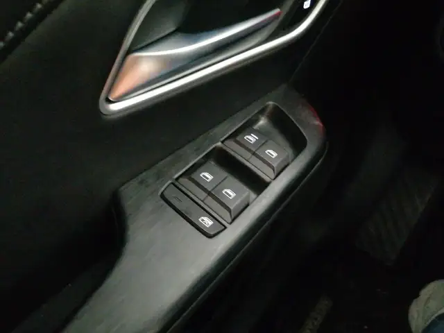 MG ZS view 26