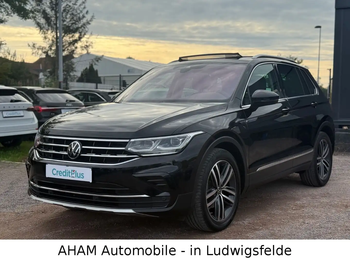 Volkswagen Tiguan Elegance|PANO|VIRTUALCP|ACC|LENKRADHZ|KAM Noir - 1