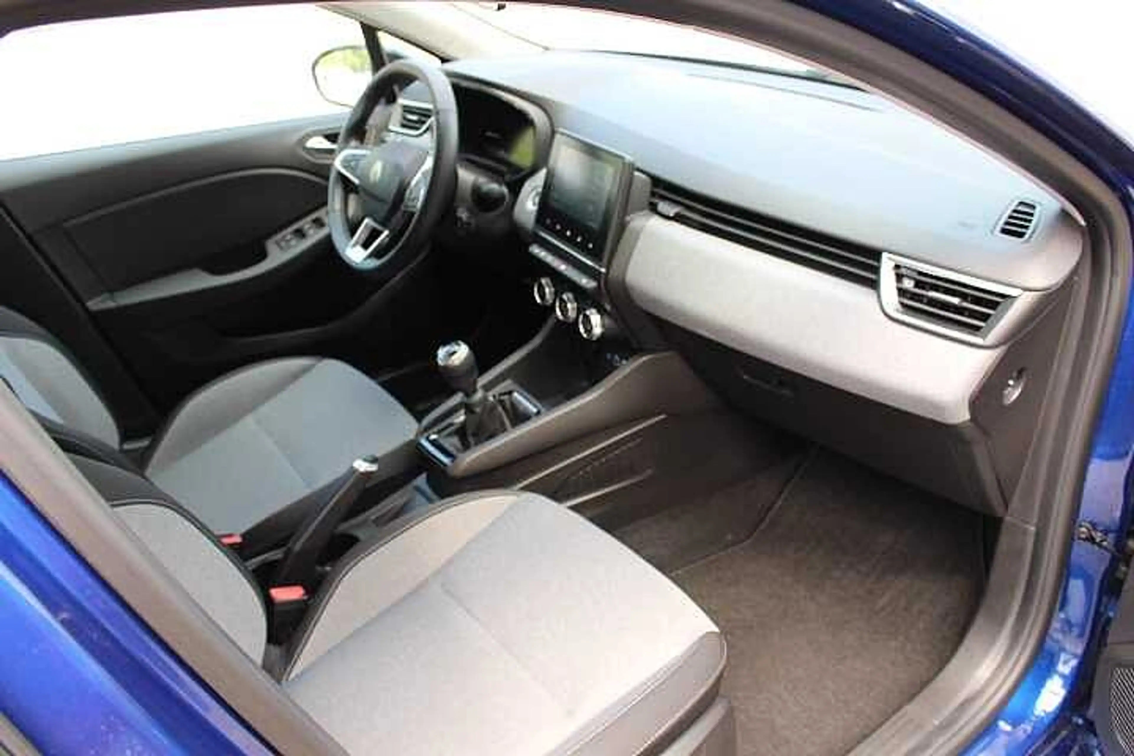 Renault Clio 1.0 TCE 90 Evolution — photo 12