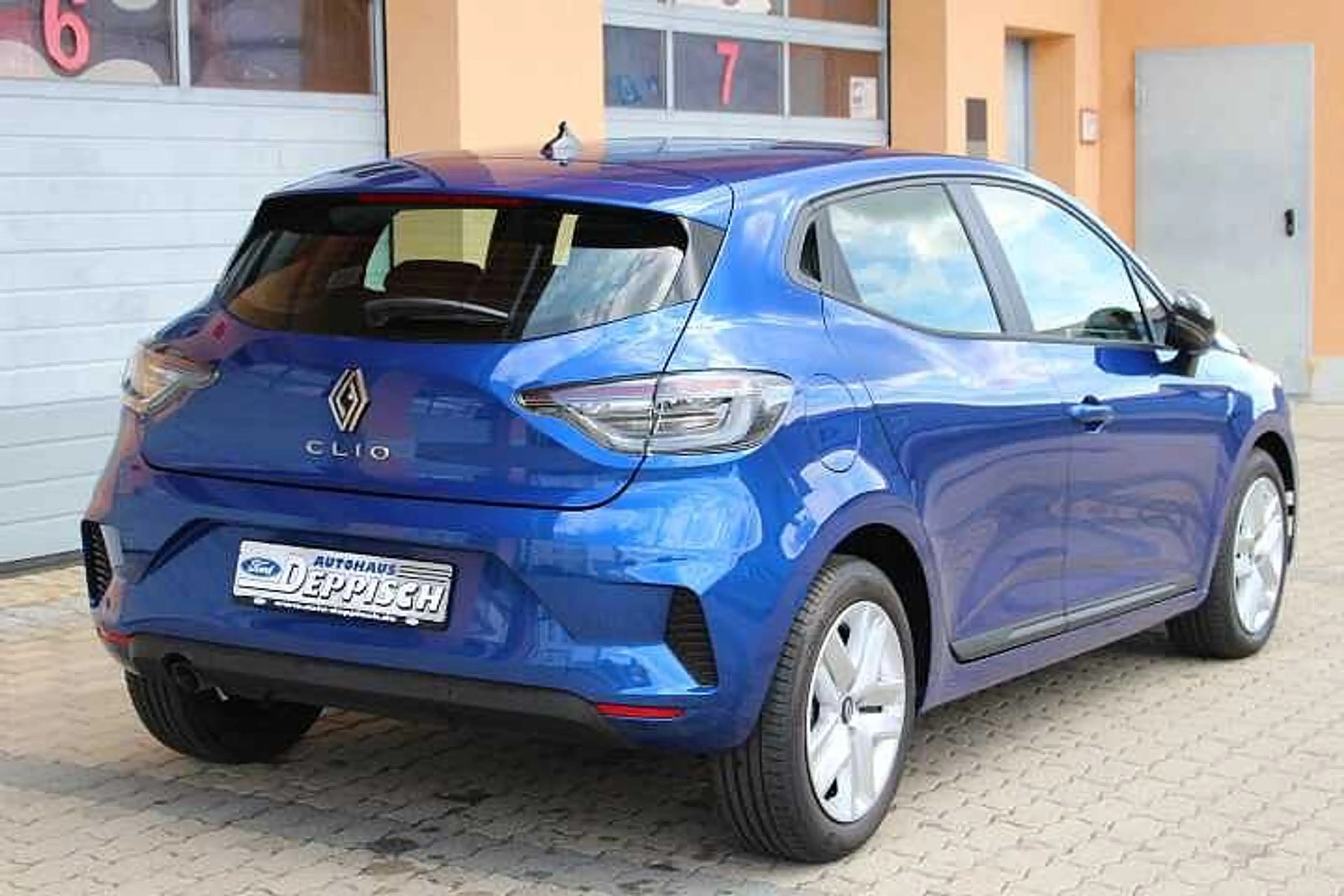 Renault Clio 1.0 TCE 90 Evolution — photo 2