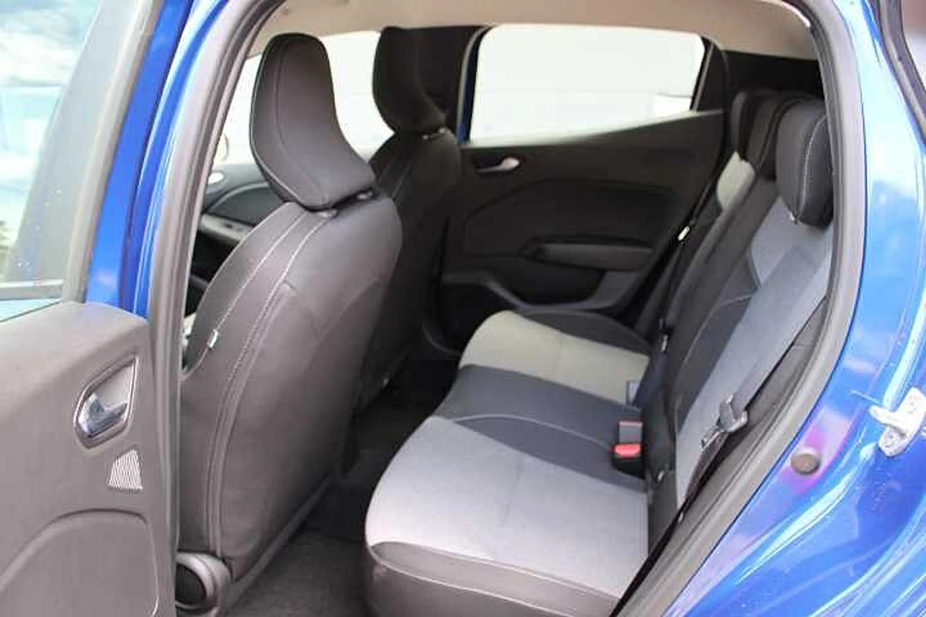 Renault Clio 1.0 TCE 90 Evolution — photo 10