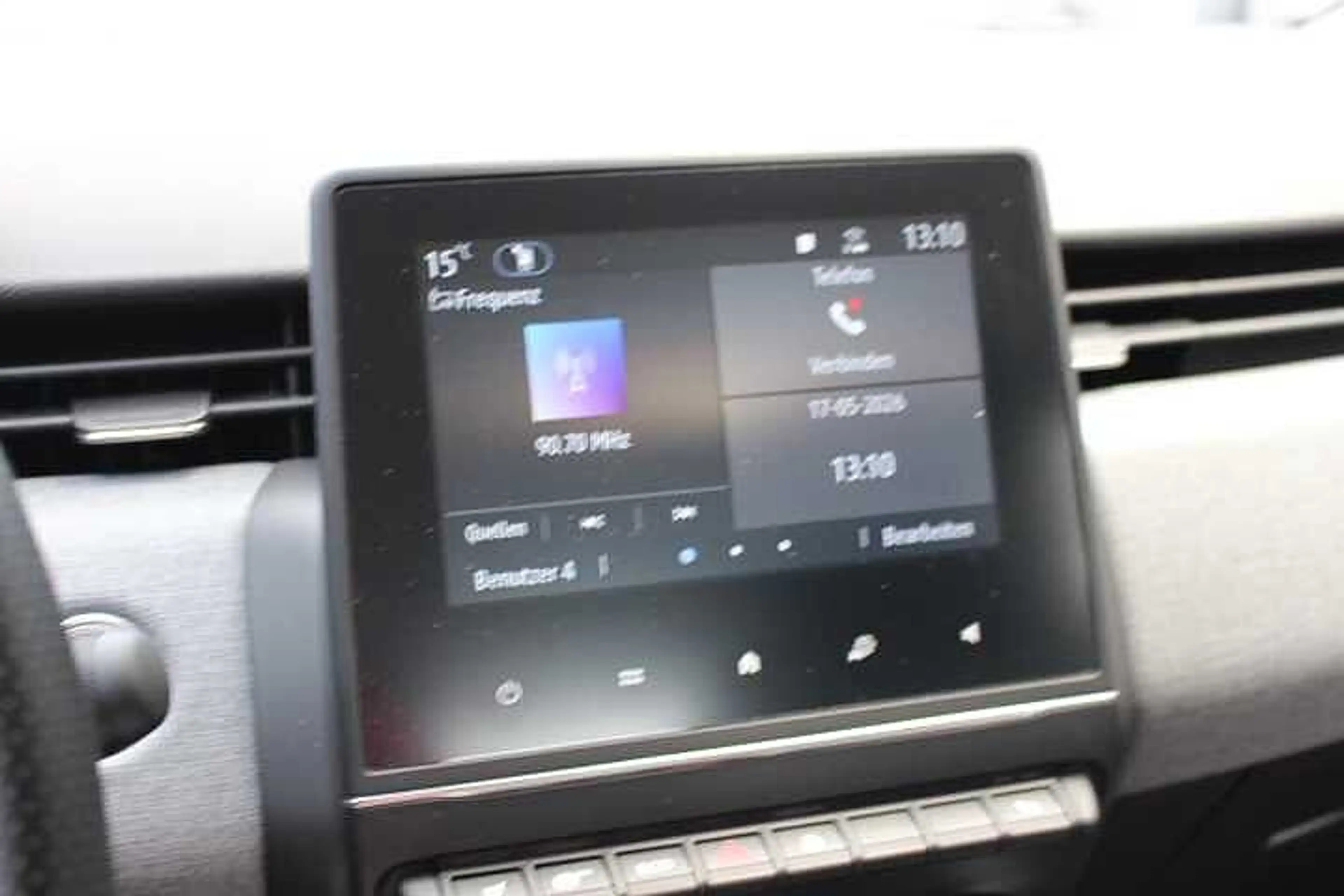 Renault Clio 1.0 TCE 90 Evolution — photo 6