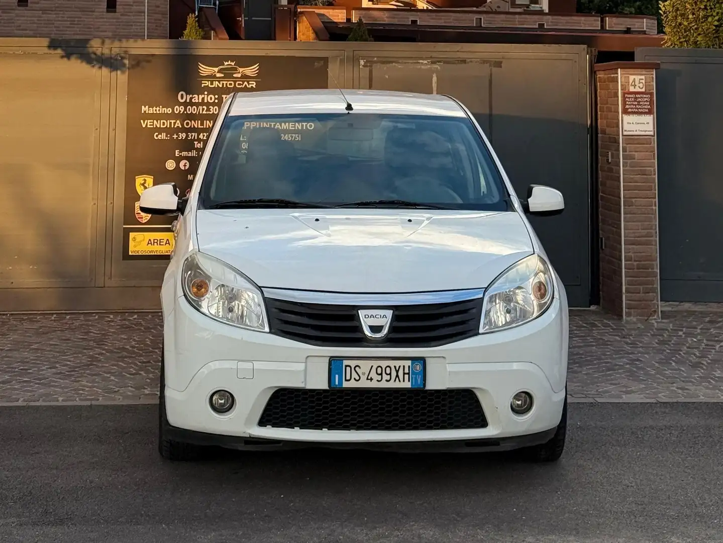 Dacia Sandero Sandero I 2008 1.4 8v Laureate Gpl Bianco - 2