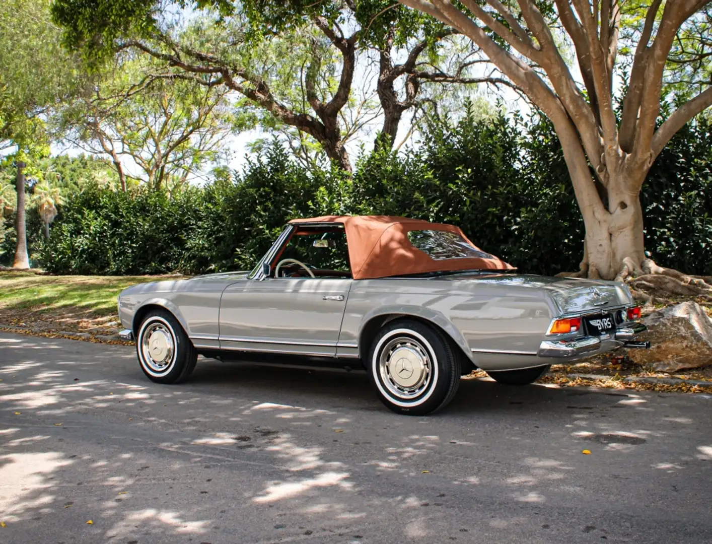 Mercedes-Benz SL 280 (113) Gri - 1