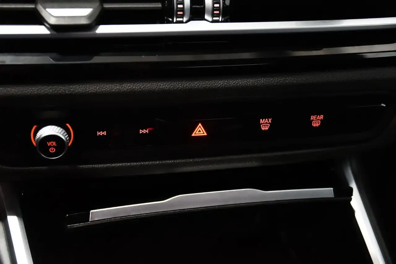 BMW M2 снимка BMW M2