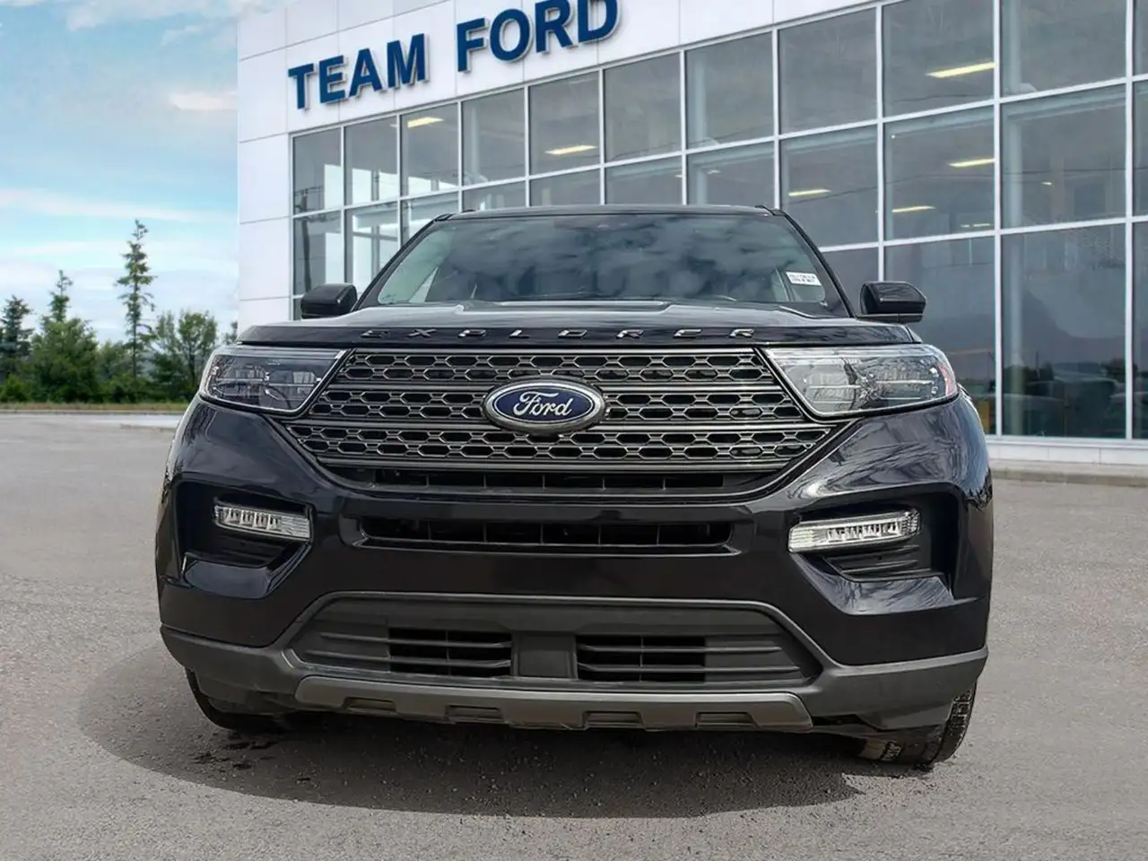 Ford Explorer photo Ford Explorer