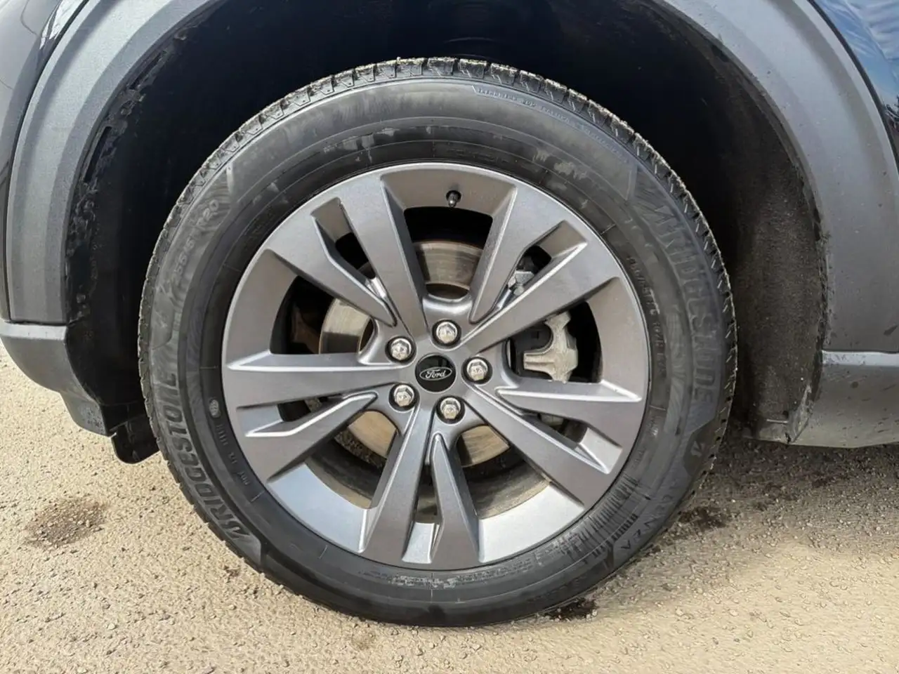 Ford Explorer photo Ford Explorer