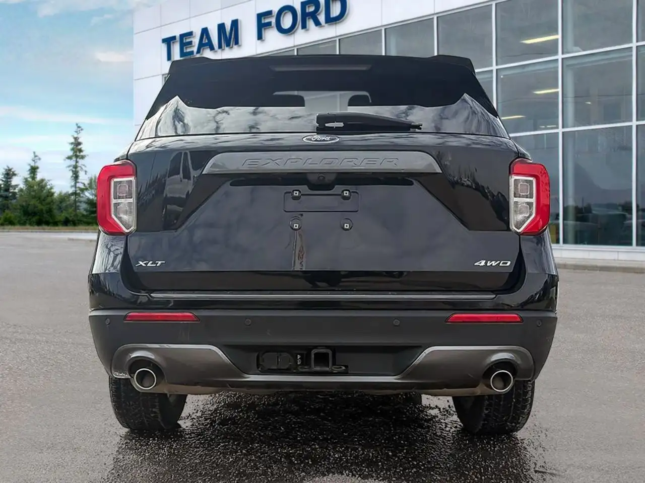 Ford Explorer photo Ford Explorer