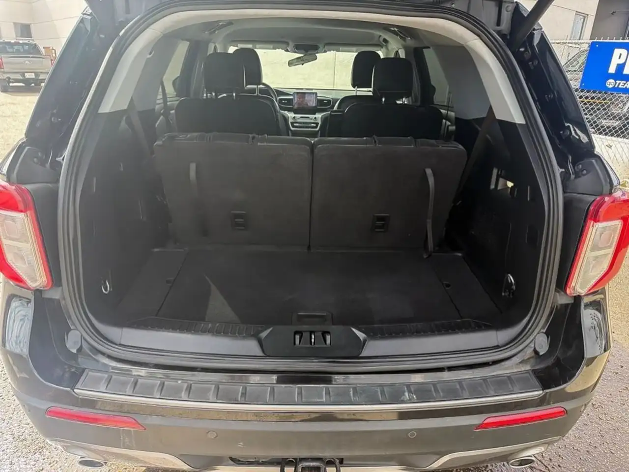Ford Explorer photo Ford Explorer
