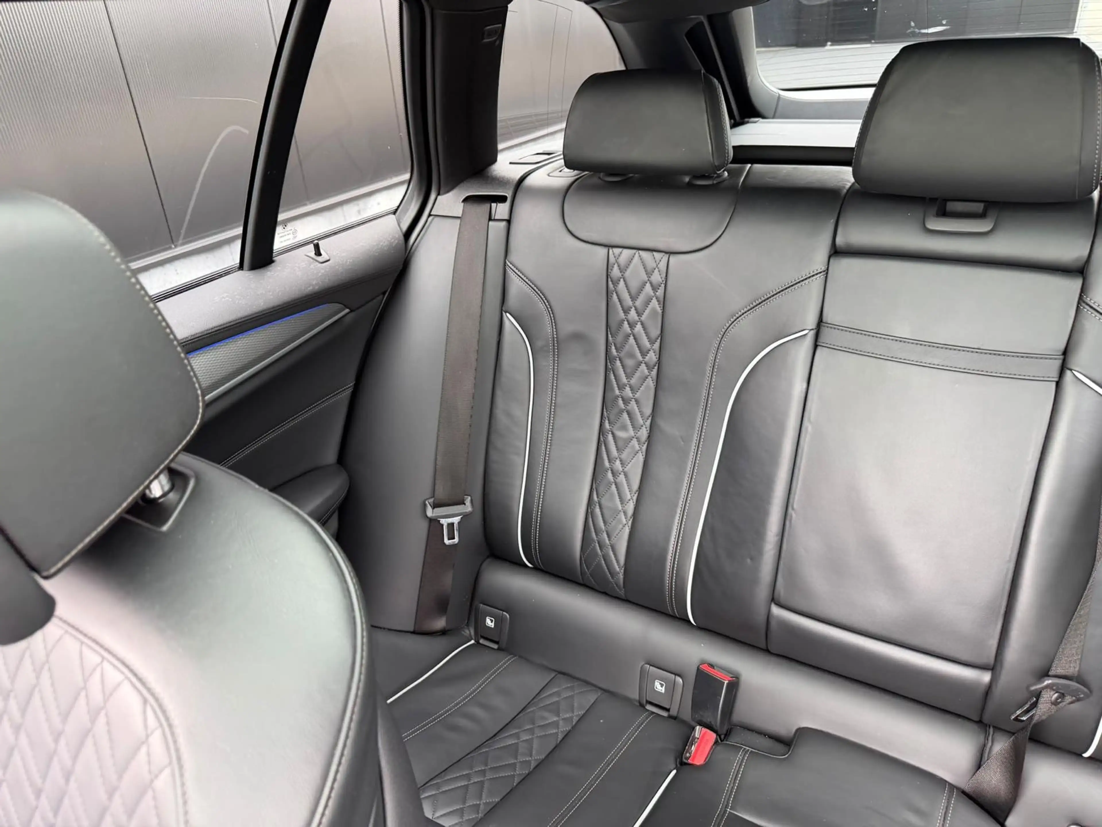 BMW M550 5-serie Touring M550d xDrive High Executive M-spor — photo 7