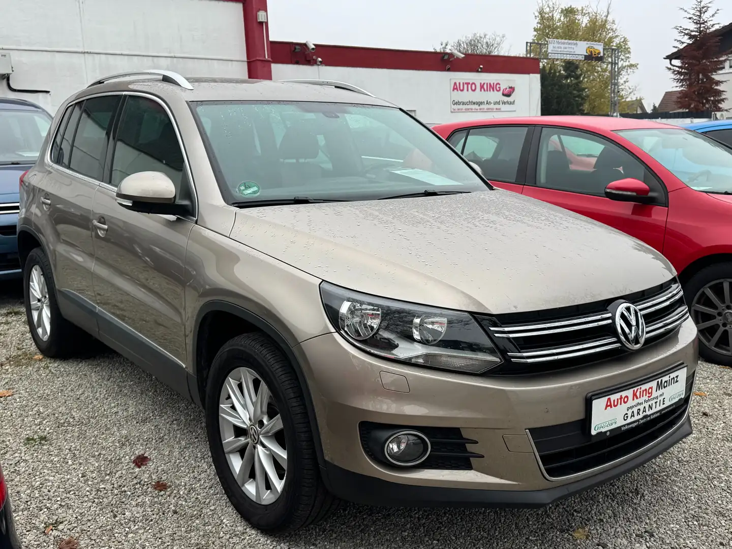 Volkswagen Tiguan Sport *1HAND*NAVI*ALCANTARA*TEMPOMAT*PDC* Beige - 1