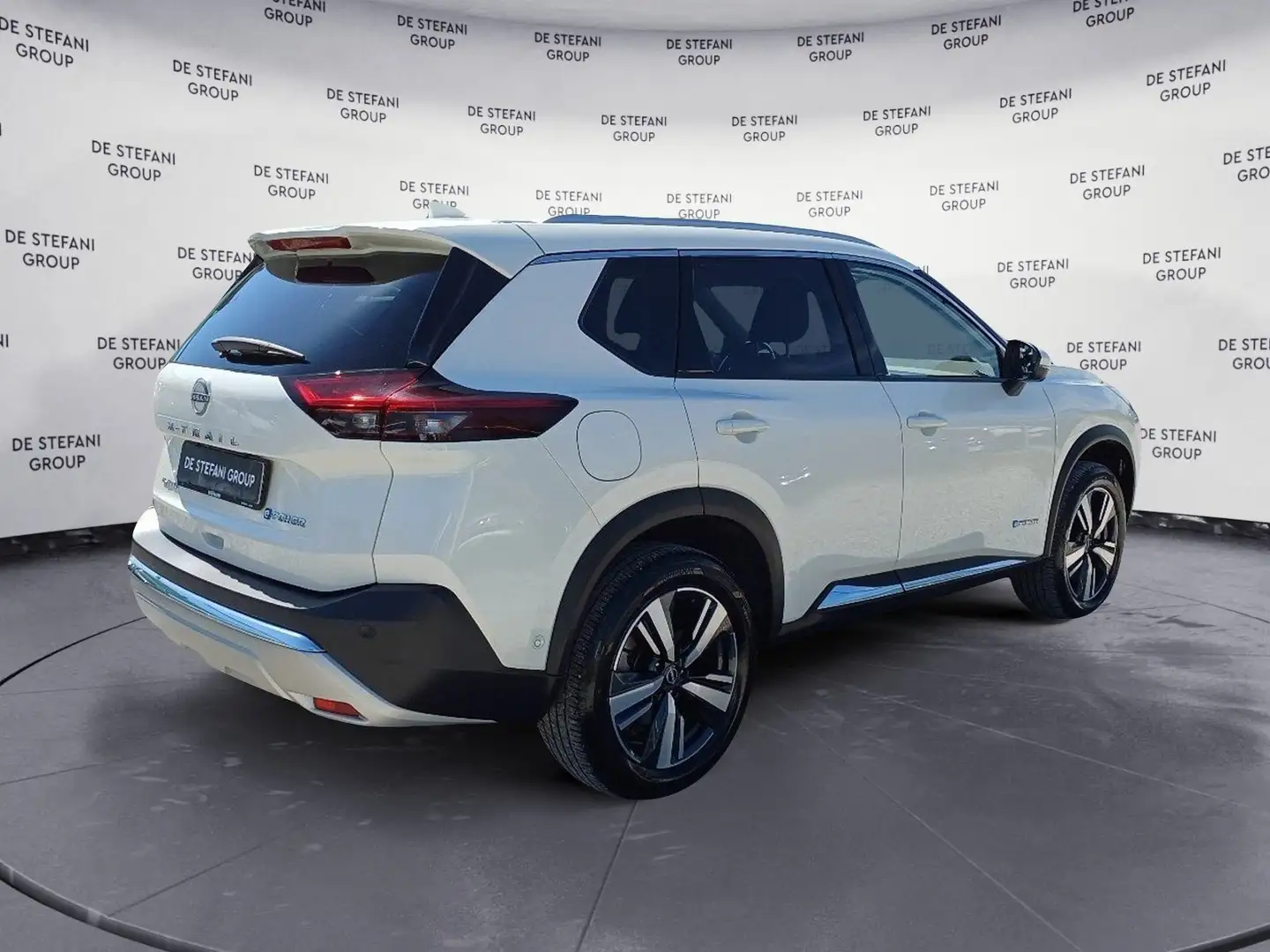 Nissan X-Trail X-Trail e-Power e-4orce Tekna 4WD 7 posti Bianco - 2