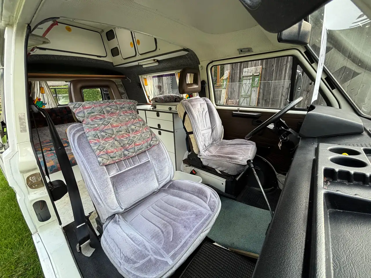 Volkswagen T3 90 PS WBX mit Campingausbau, foto 6