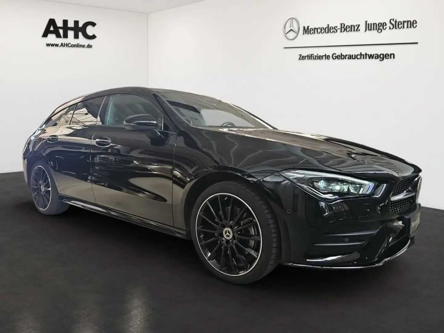 Mercedes-Benz CLA 250 e SB AMG AHK Pano ACC HUD LED SHZ Ambie. Schwarz - 2