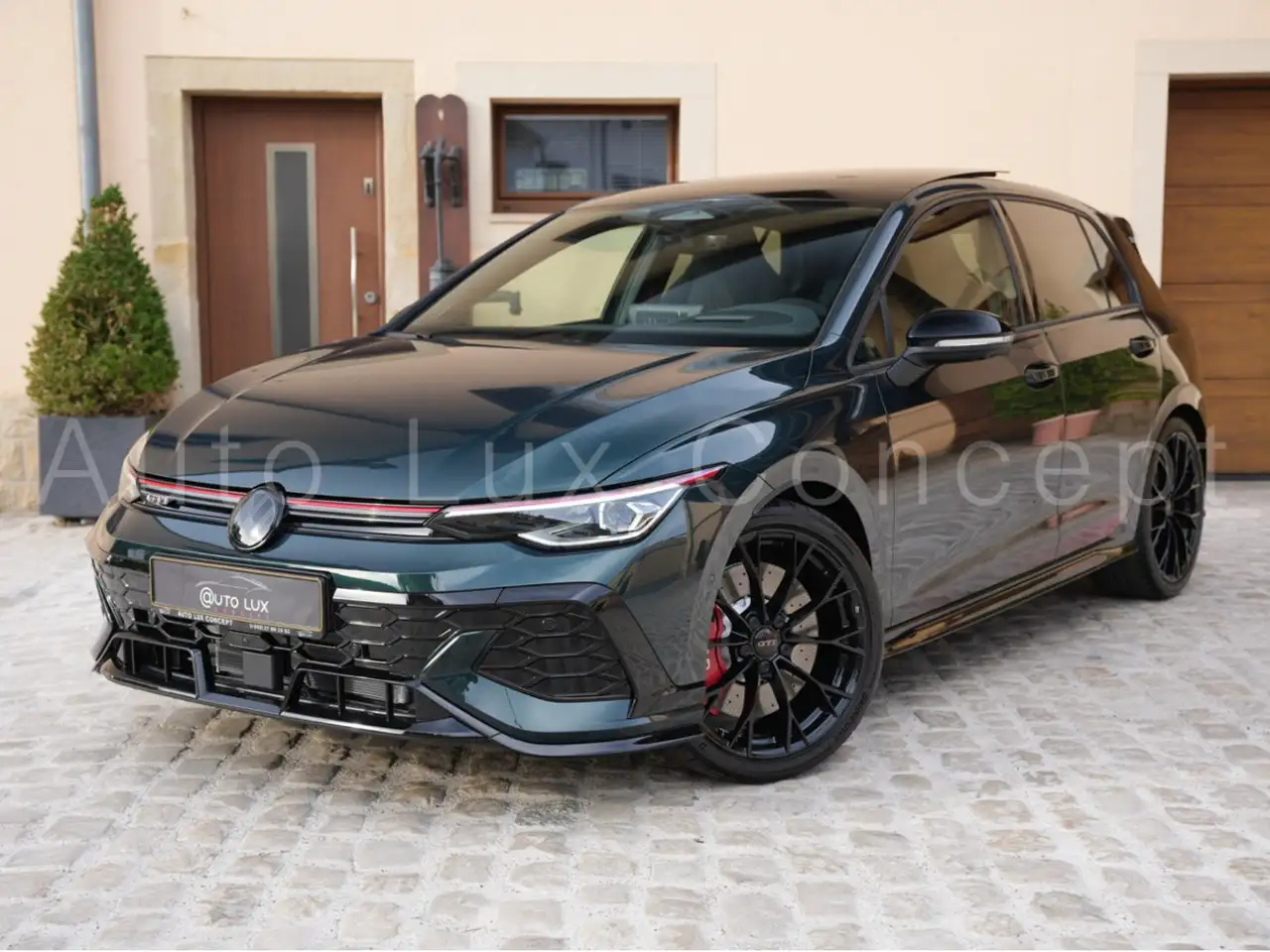 Volkswagen Golf GTI